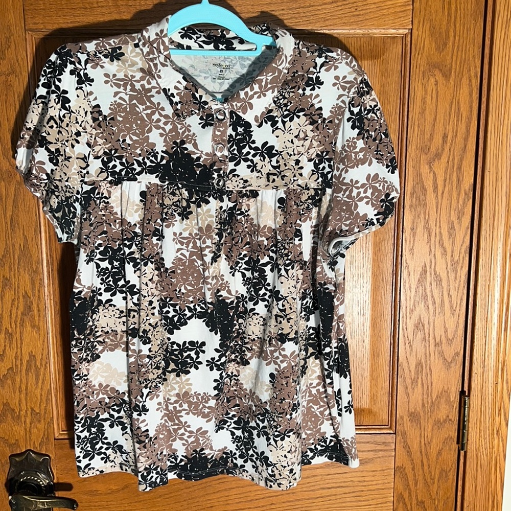Cute snap front Tee